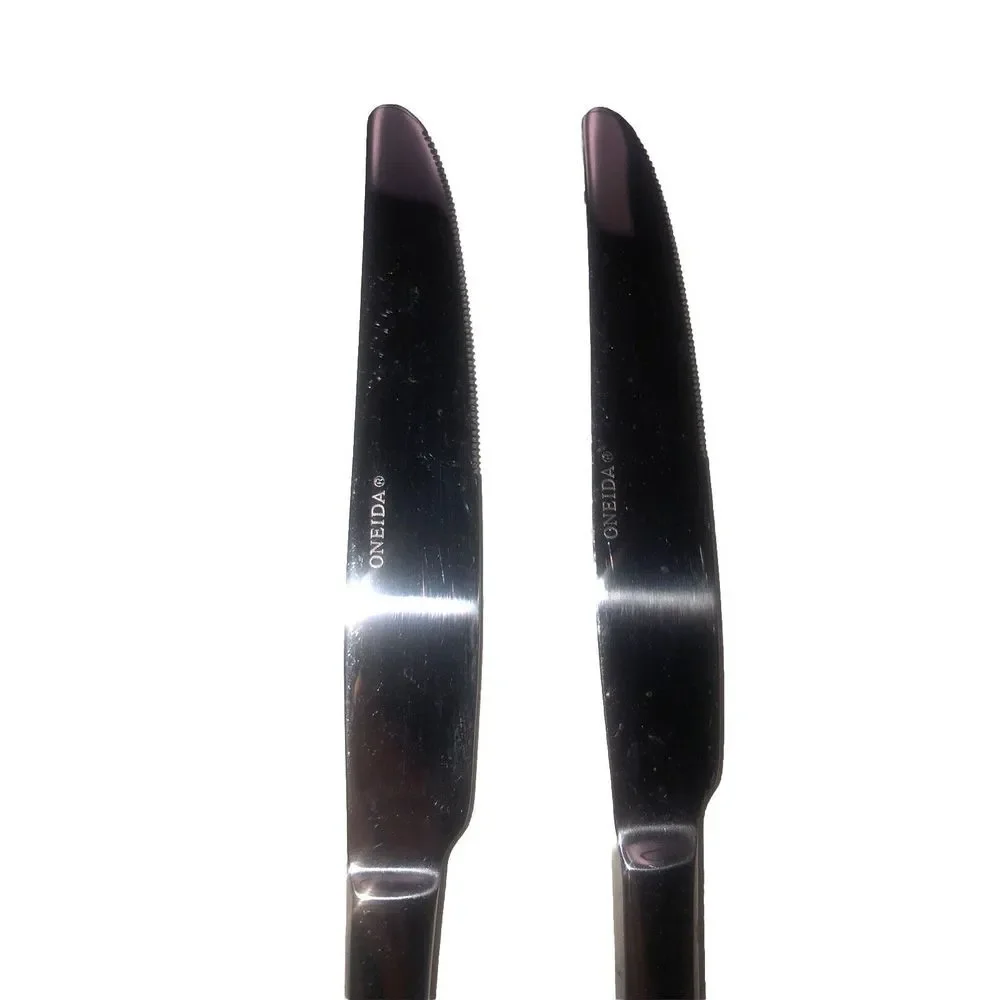 Oneida China 90-194 Glossy Stainless Flatware 16 Piece Flatware‎ Set Lot